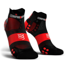 MEIAS COMPRESSPORT RACING SOCKS V3.0 ULTRALIGHT RUN LOW PRETO/VERM