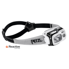 PETZL SWIFT RL 900 LUMENS - PRETO